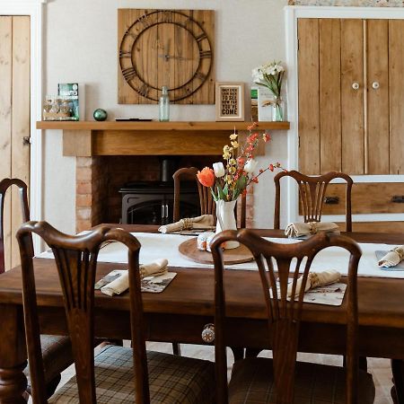 Compass Cottage 伍勒 外观 照片